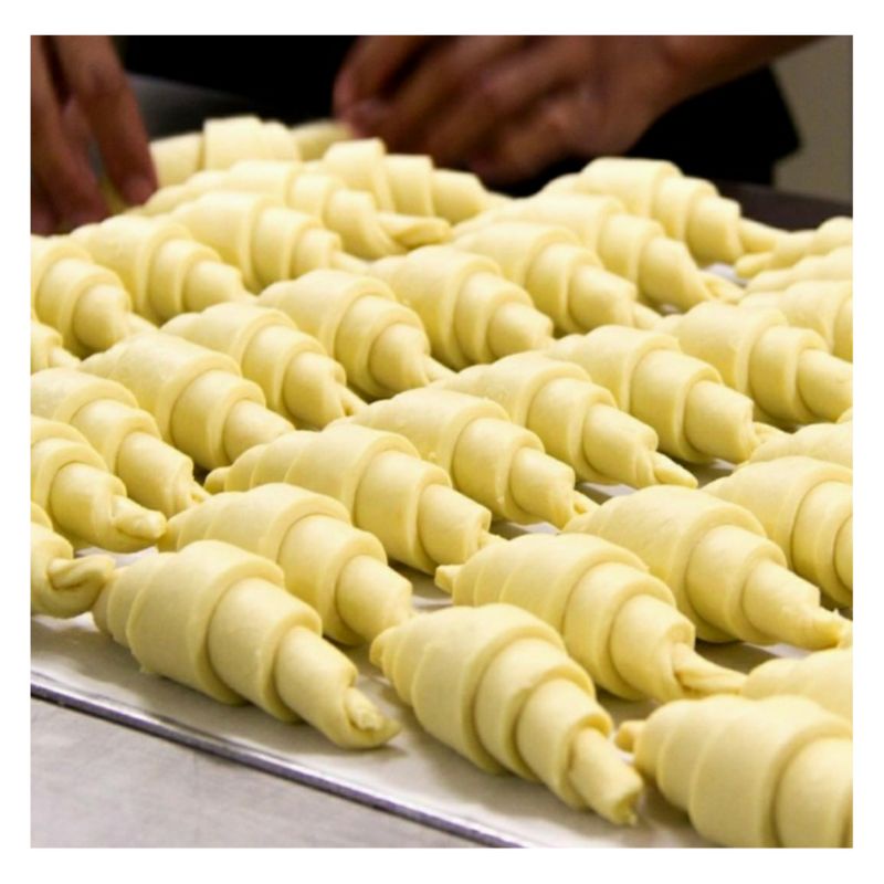 

Croissant Frozen / Croffle Beku 10pc