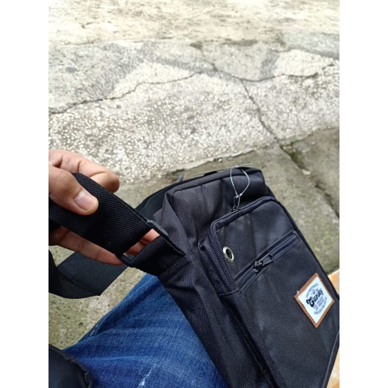 HSTR - Tas Selempang Slingbag Crossbody Original Tas Bahu Shoulder Bag Pouch bag Pria dan Wanita | Tas Selempang Pria masuk buku tulis | Tas selempang besar |  Tas Selempang Original Distro | Tas Selempang Pria Wanita Cowok Cewek Unisex