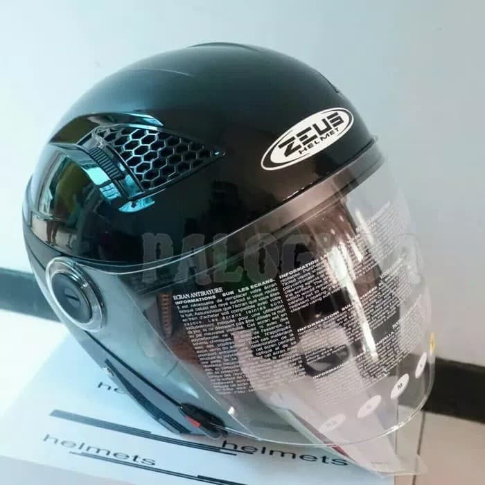 helm Zeus 610