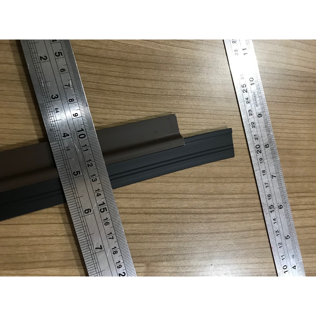 Door Rubber Seal Karet Penutup Celah Pintu Door Rubber Seal