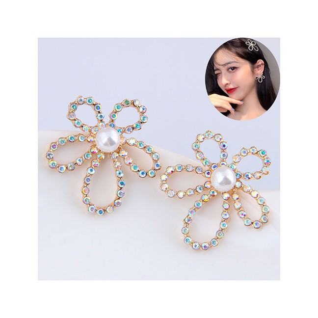 LRC Anting  Tusuk Fashion Gold Color Diamond Flower Pearl Alloy Stud Earrings A61838