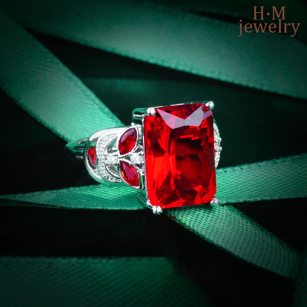 Cincin Berlian Ruby Merah Bentuk Kotak