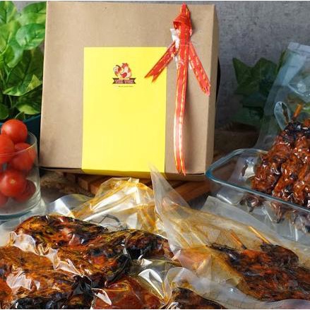 

Hampers Gift Imlek Natal Taun Baru Lebaran Makan Siap Saji