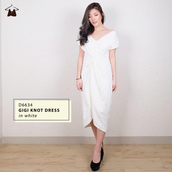 D6634 Gigi Knot Dress