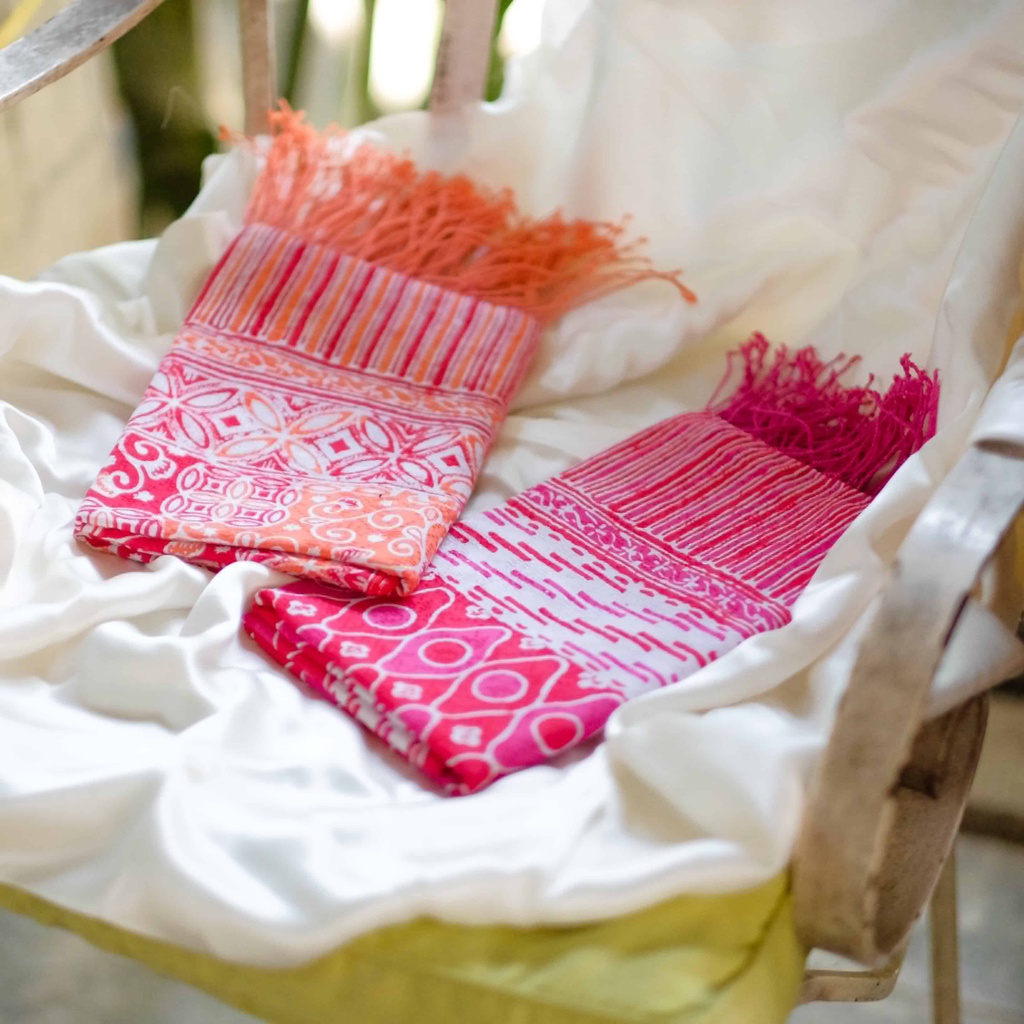 SELENDANG BATIK DOBI EB TRADISIONAL MOTIF ANGKIN KWG