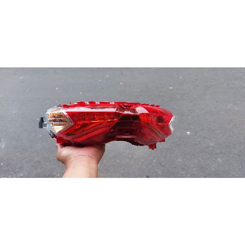 lampu belakang nmax 2021 original