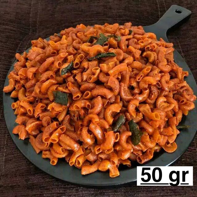 

MAKARONI PEDAS DAUN JERUK 50gram CICACUSNACK | PEDAS | XTRA PEDAS | ORGINIAL / MAKARONI BANTET / MAKARONI PIPA
