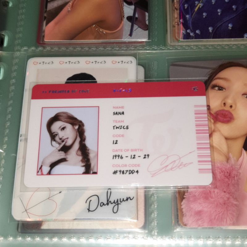 id card red sana break it formula of love twice