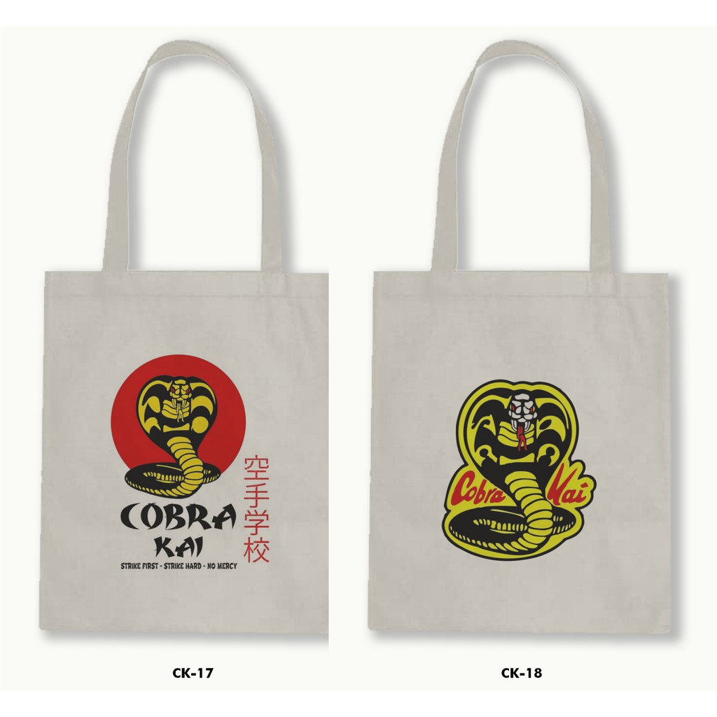 TOTE BAG BLACU 30X40 - COBRA KAI .01