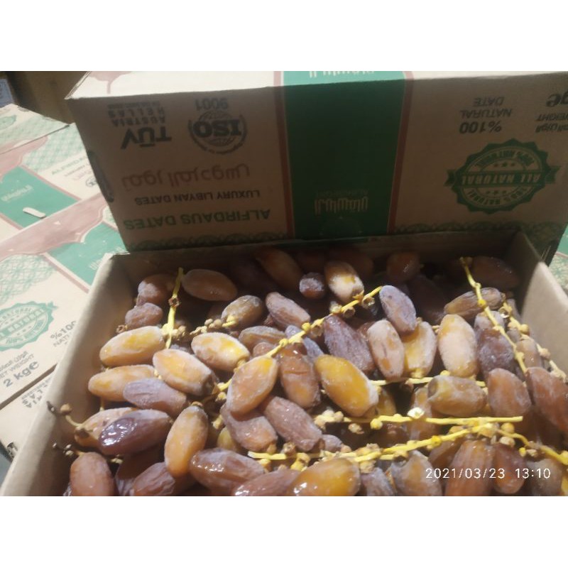 

kurma ruthab 2 kg/box