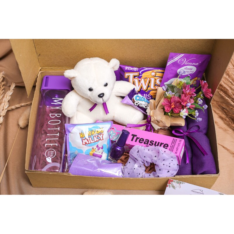 

hampers box hadiah untuk graduation birthday anniversary | gift box isi stuff snack