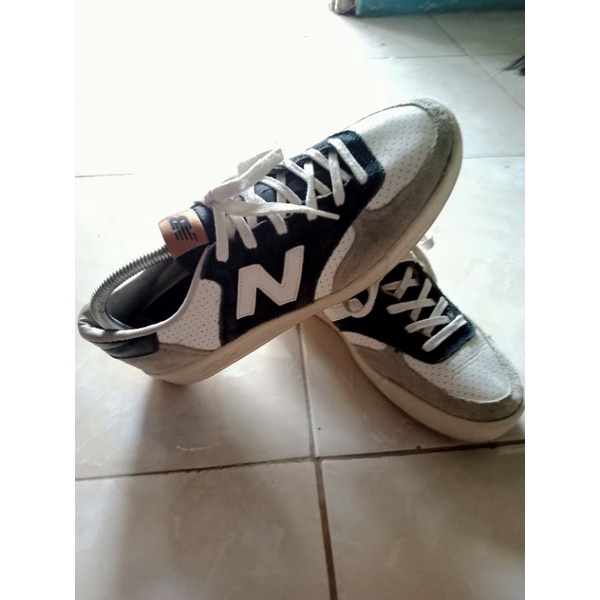 sepatu NB 300 SECOND