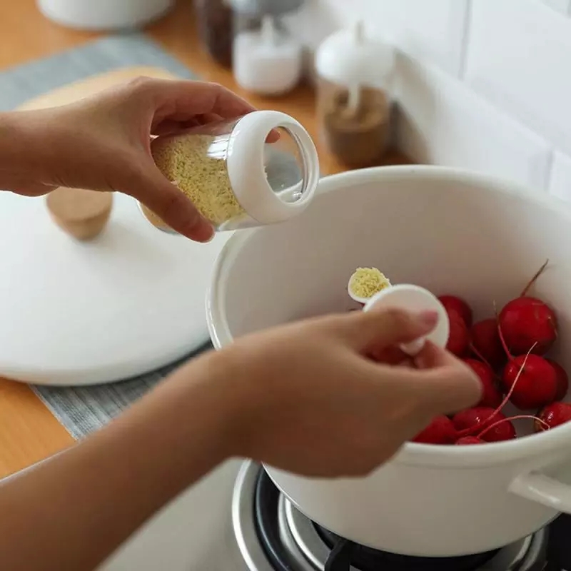 Botol Dispenser Bumbu Dapur Bahan Plastik Dengan Sendok Dan Tutup