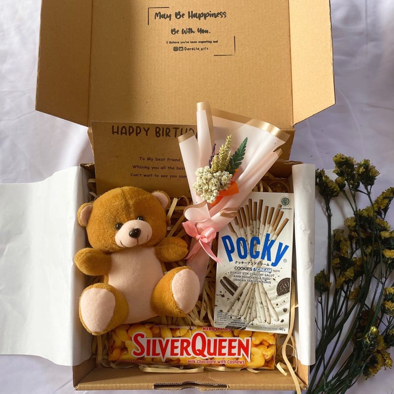 

READY/HAMPERS BONEKADAN SNACK/HAMPERS WISUDAH DAN ULANG TAHUN