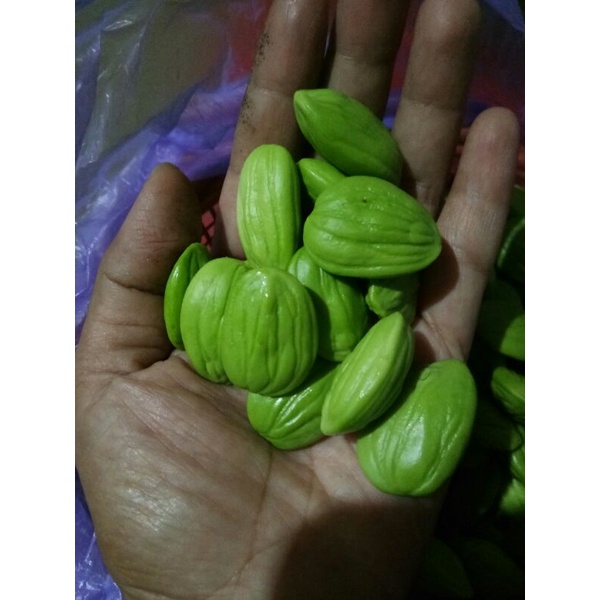 

pete kupas segar campur, no ulet... 250gr & 500gr..
