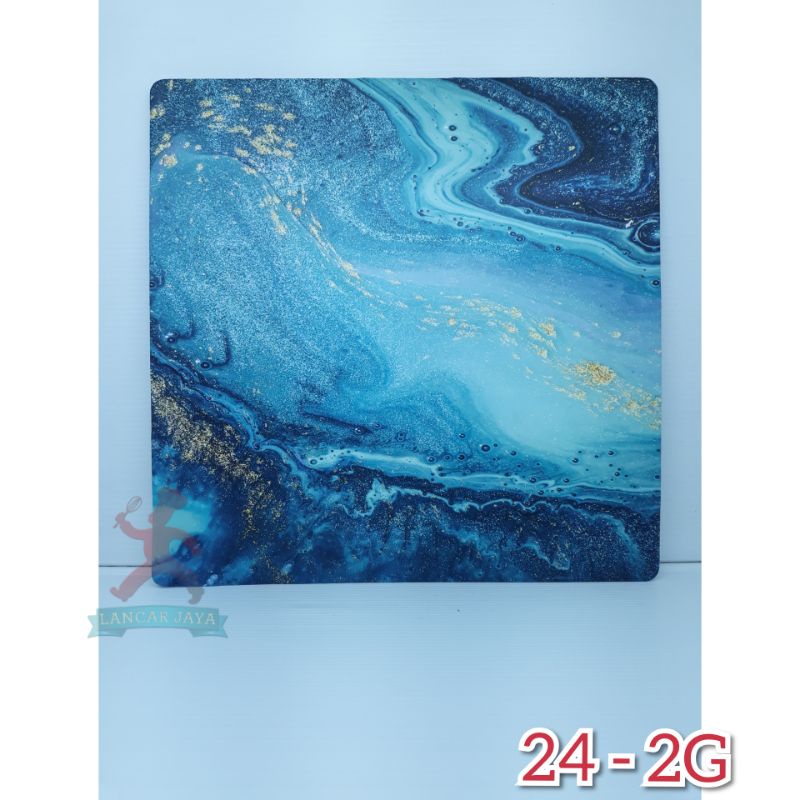 tatakan kue/alas kue / tatakan kue kotak /alas kue tart /tatakan kue tart ukuran 24