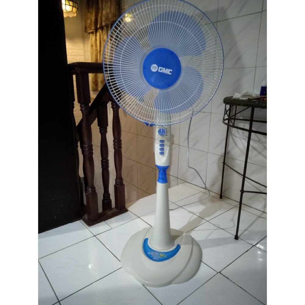 Kipas Angin Berdiri/STAND FAN GMC 307/308  (16 Inch) -MURAH