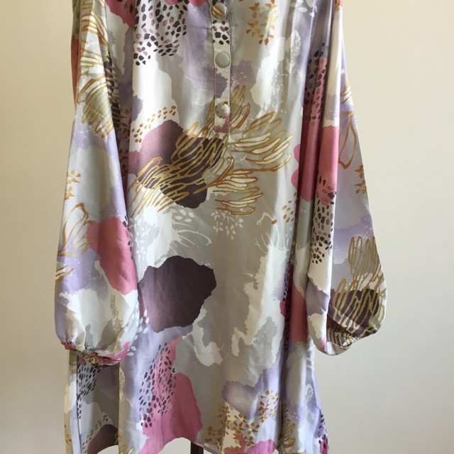 Oversize Blouse Motif Bunga Simple