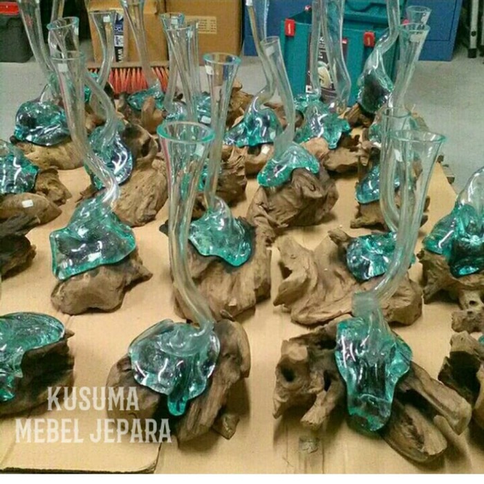 Vas Lengkung Kaca Akar Kayu Jati Natural (Tinggi 40cm)