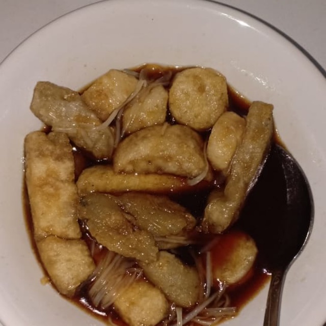 

pempek 1 porsi 5 buah campur