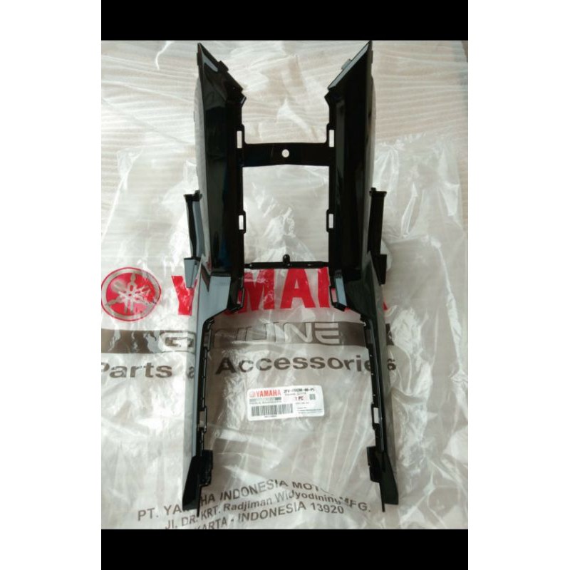 COVER TENGAH MX KING HITAM YGP 2PV-F842M-00-P5