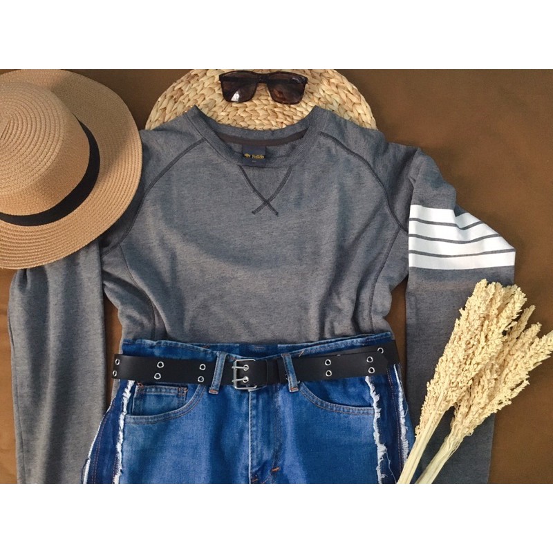 thrift crewneck buffiolo oversize