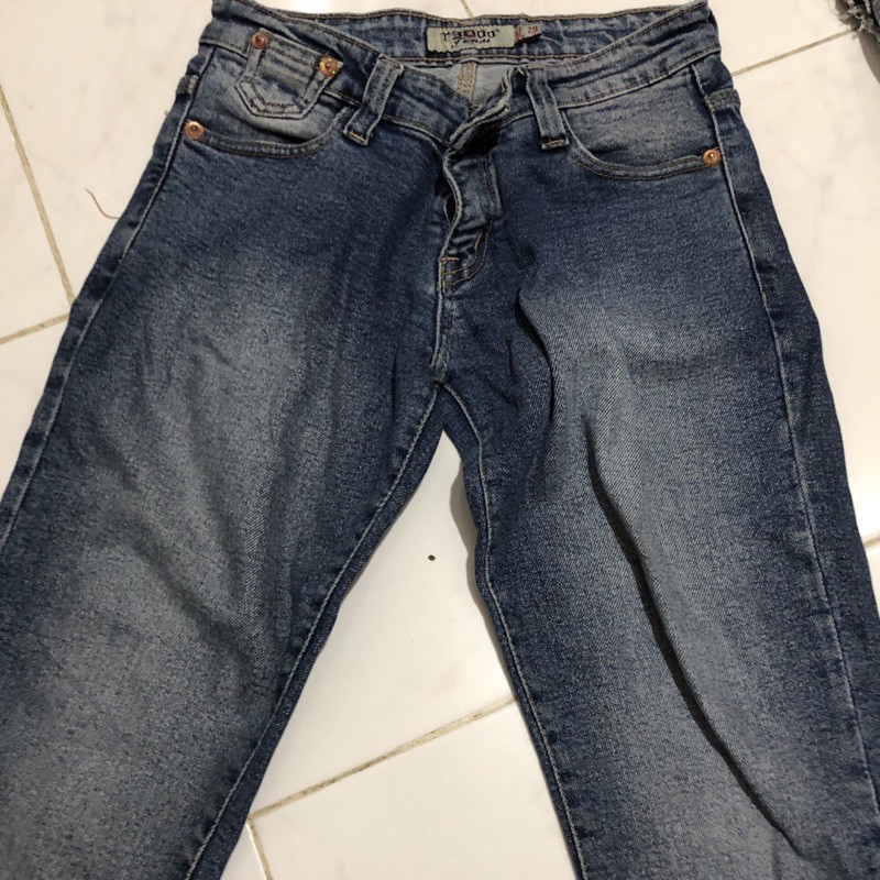 [preloved] celana jeans T3000 good condition