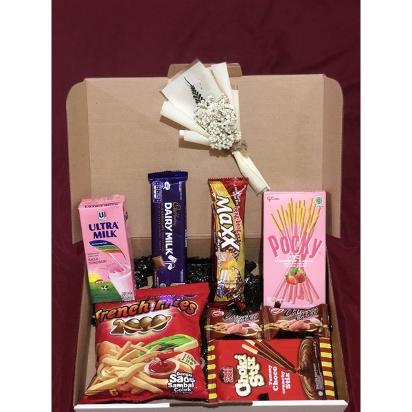 

Hampers Makanan / Kado Ulang Tahun / Hadiah