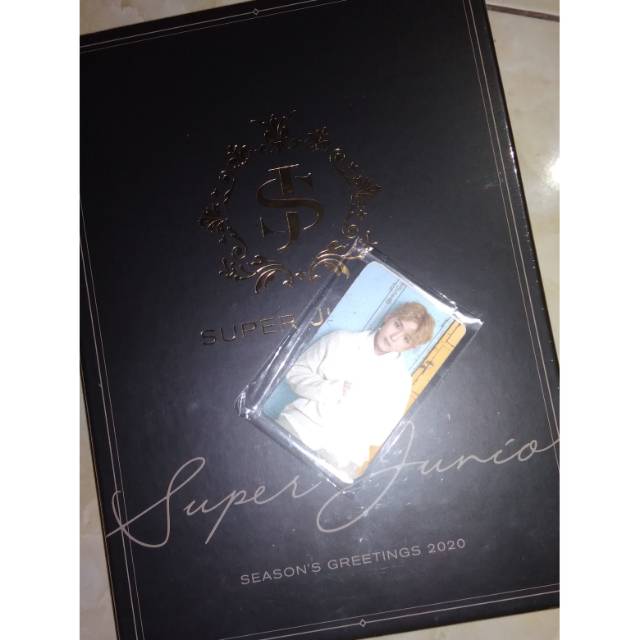 READY STOCK SHARING SEASON GREETINGS SUPER JUNIOR 2020