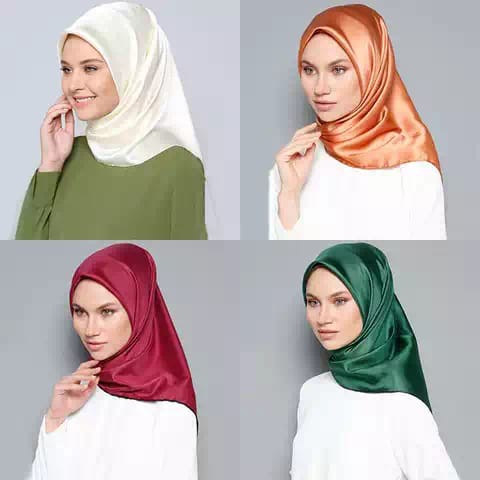 Hijab Segi Empat Satin Sutera Polos Scarf