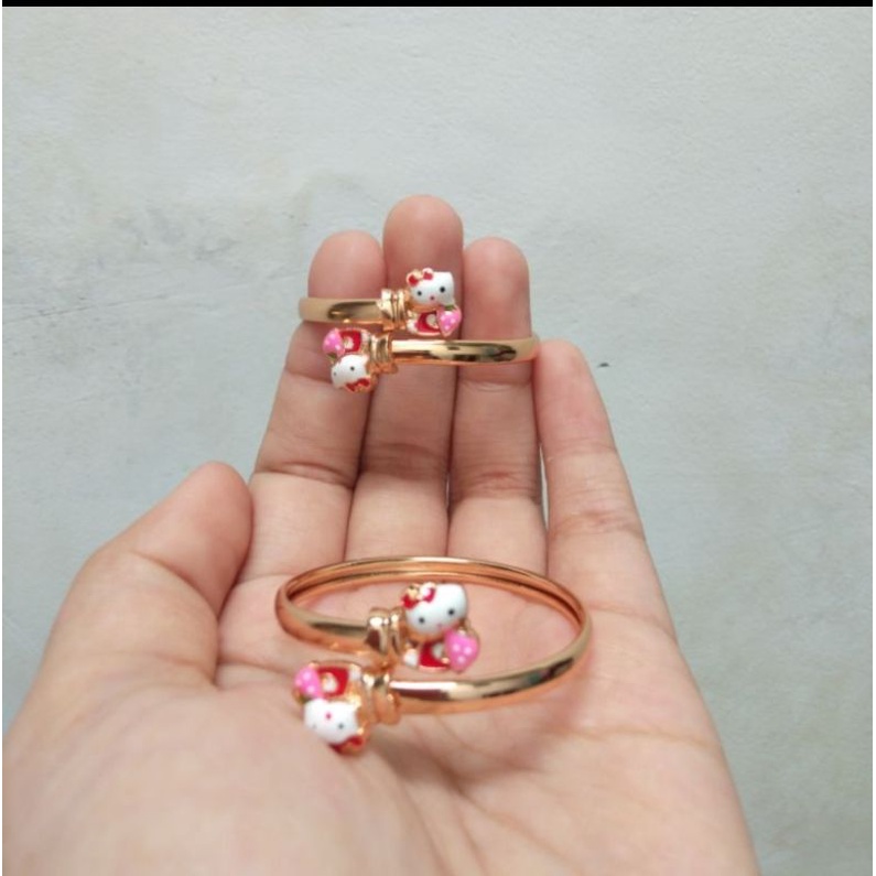 Perhiasan Xuping Gelang Bangle Anak - Anak Karakter Hello Strawberry Usia 1-3thn