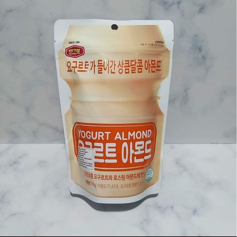 

MURGERBON YOGURT ALMOND 210GR