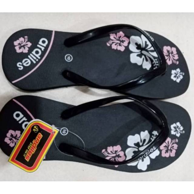  sandal  japit ardiles  wanita trendy Shopee Indonesia