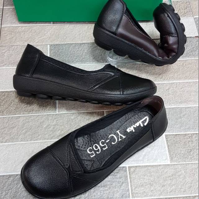 Sepatu kulit sapi Clarks Flat wanita import