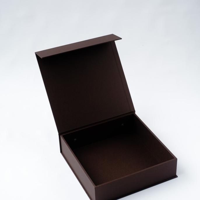 

[COD] kotak kado souvenir uk 30x30x8cm - Coklat [COD]