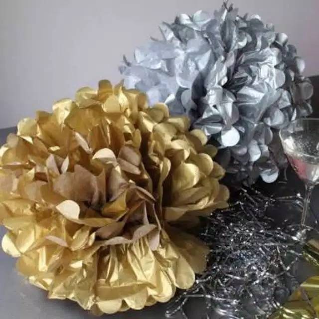 

Pompom Paper 30 cm Gold Silver Rose Gold Metalik/Pompom Tissue/Pom Pom Flower/Pompom Kertas Dekorasi