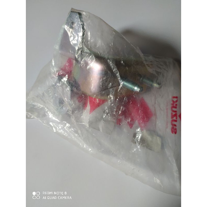 engsel pintu samping, bagian bawah, Suzuki Ertiga