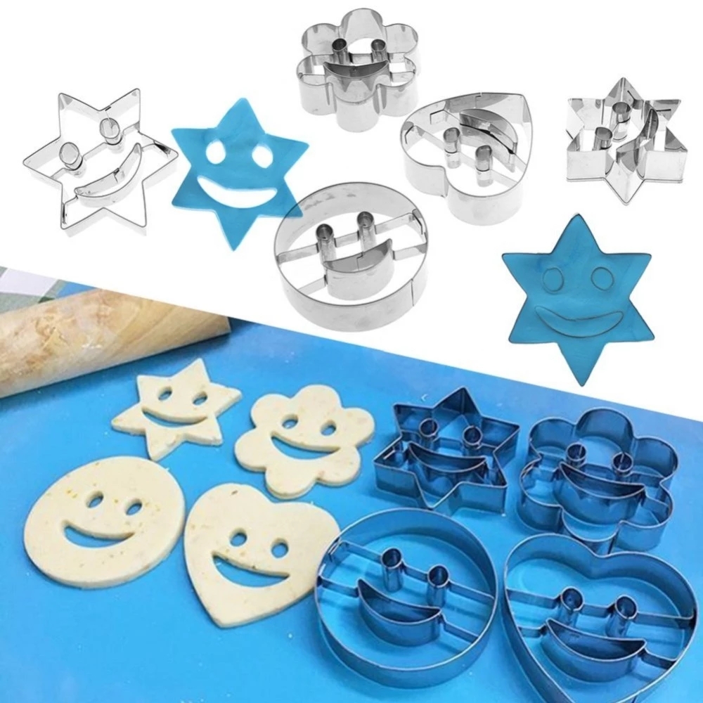 4pcs / set Cetakan Pemotong Kue / Biskuit / Cookies Mini Bentuk Emoji Smiley Face Bahan Stainless Steel