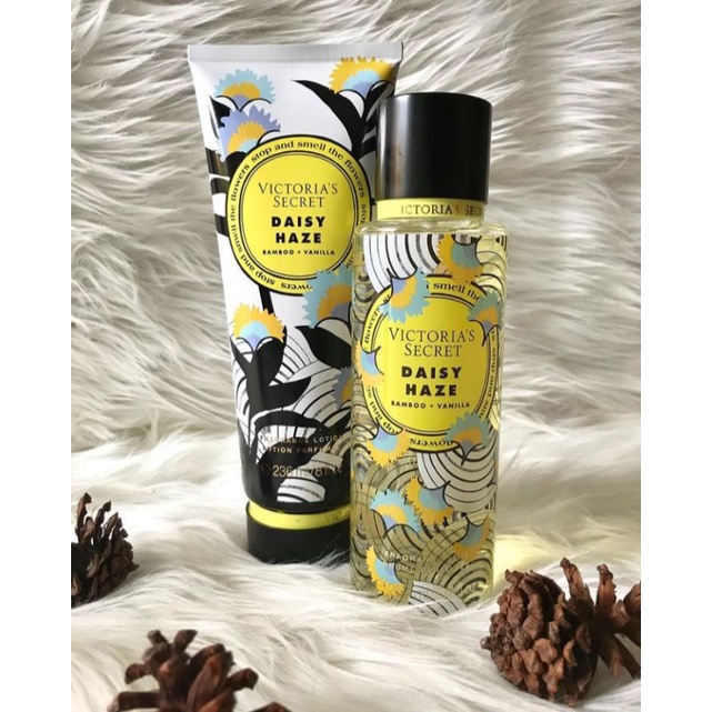 Victoria's Secret Set Original