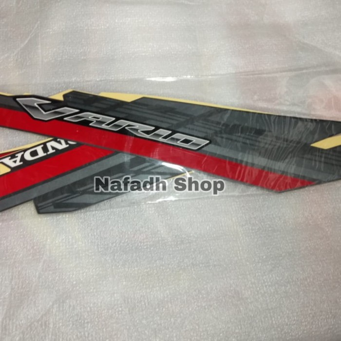 HG00IE Sriker Lis Body Vario 125 LED Tahun 2017 Abu Merah