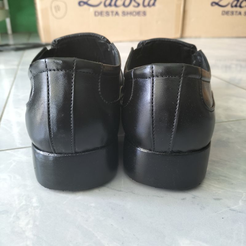 Lacosta Sepatu Kerja Pria Kantor Kulit Sapi Asli tipe Oxford