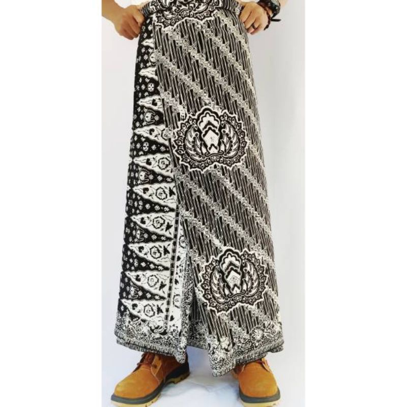 SARUNG BATIK LAR GURDA PREMIUM EKSLUSIF ARTM13