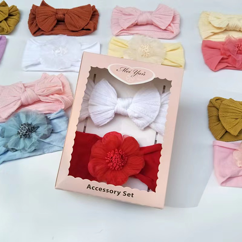 [1KG 16PCS] LBS Set Bandana Dua Box Bayi Anak dengan Model Ikatan Pita dan Bunga Bervariasi