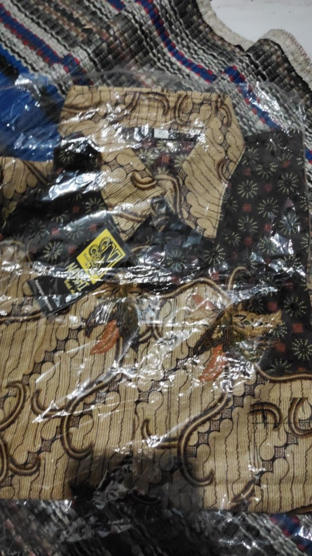 Kemeja Batik Pria Modern Sogan Seno Sakti Diskon Murah Grosir Nyala Batik Hrb026 Hits