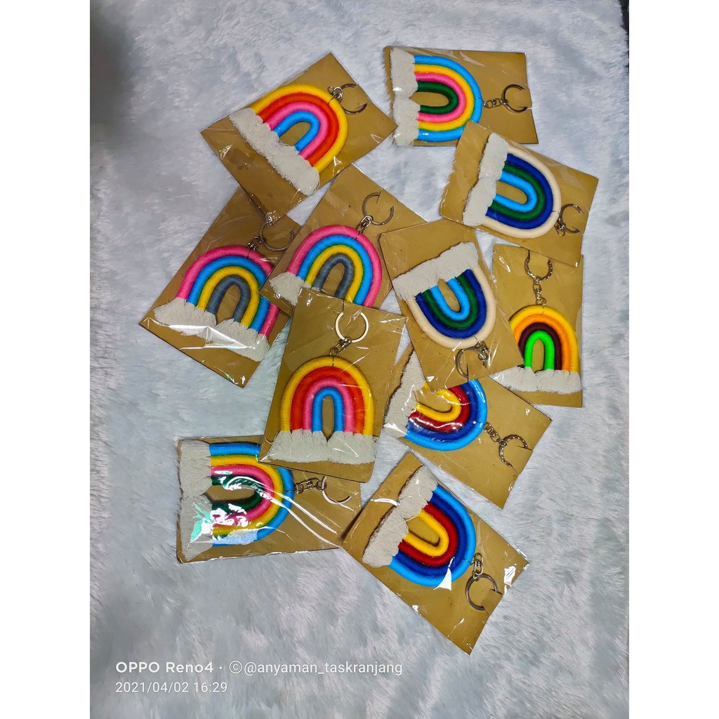 hiasan tas/gantungan tas/aksesoris tas/tas jali /tas monokrom/anyaman tas keranjang/tas anyaman