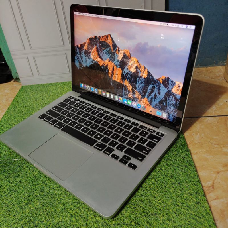 Laptop Macbook Pro Retina 13 inch 2015 Intel Cor i5 Ram 8GB SSD 128GB Like New Mulus