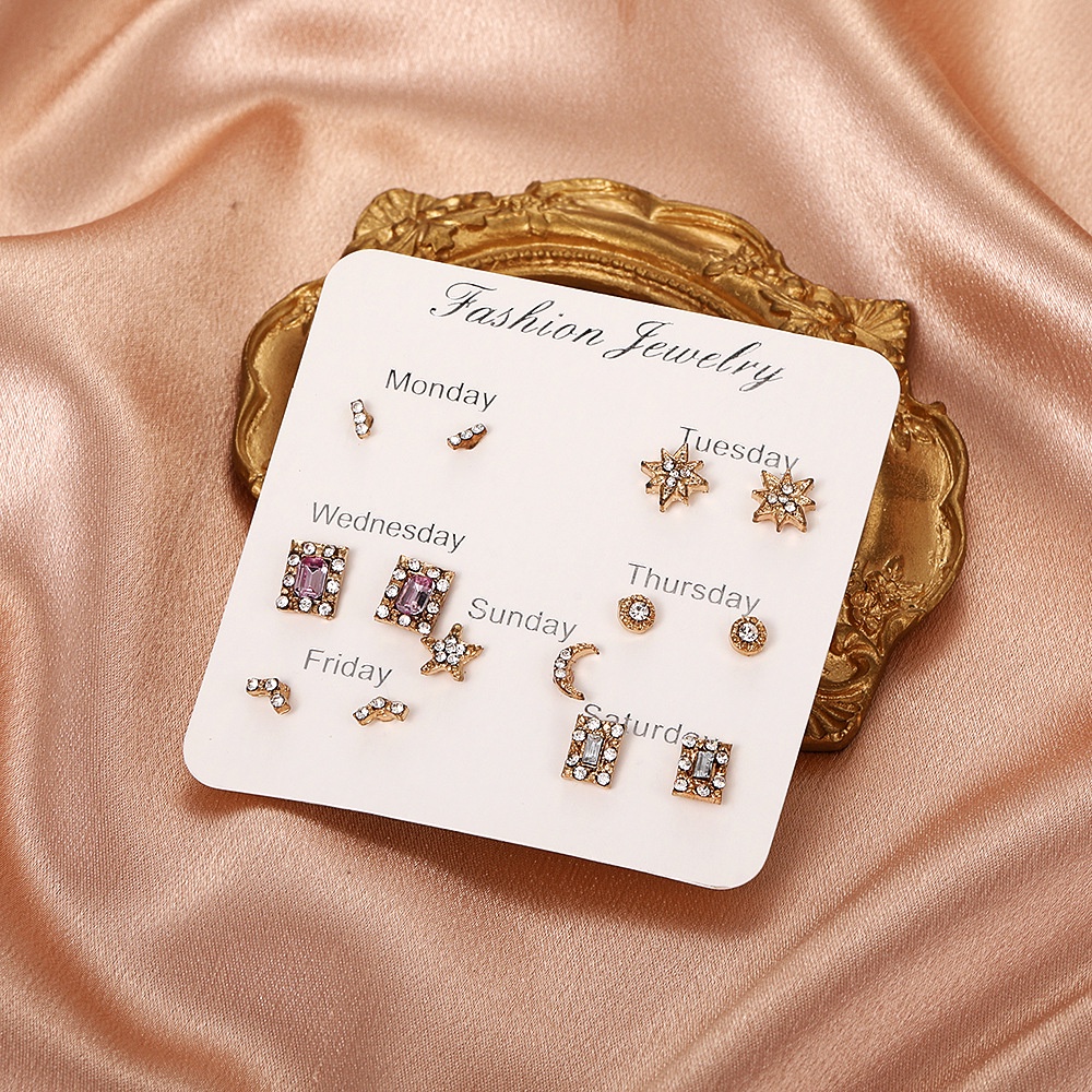 The new small and exquisite diamond-studded star earrings set every week, fashionable and simple design, student ear jewelry