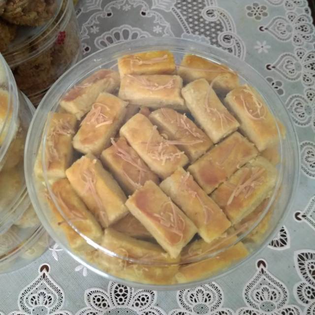 

Kue kering keju (kastengel)