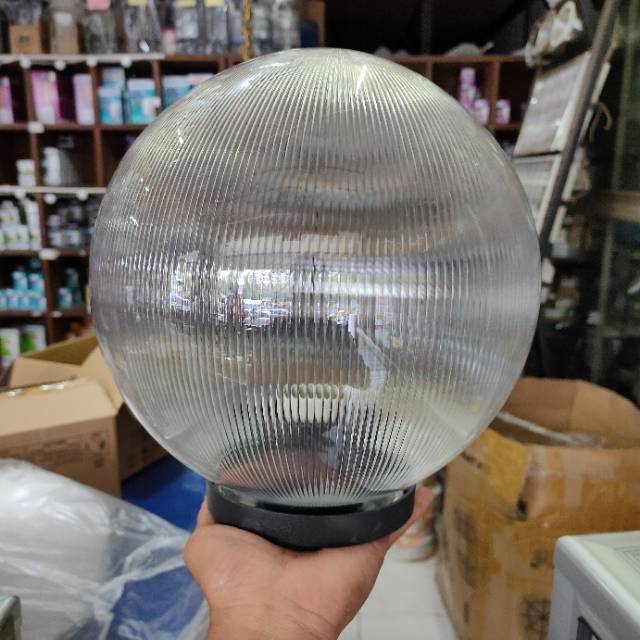 Lampu taman pilar pagar out door bulat prismatik meval 25 Lampu taman pilar pagar out door bulat prismatik meval 25