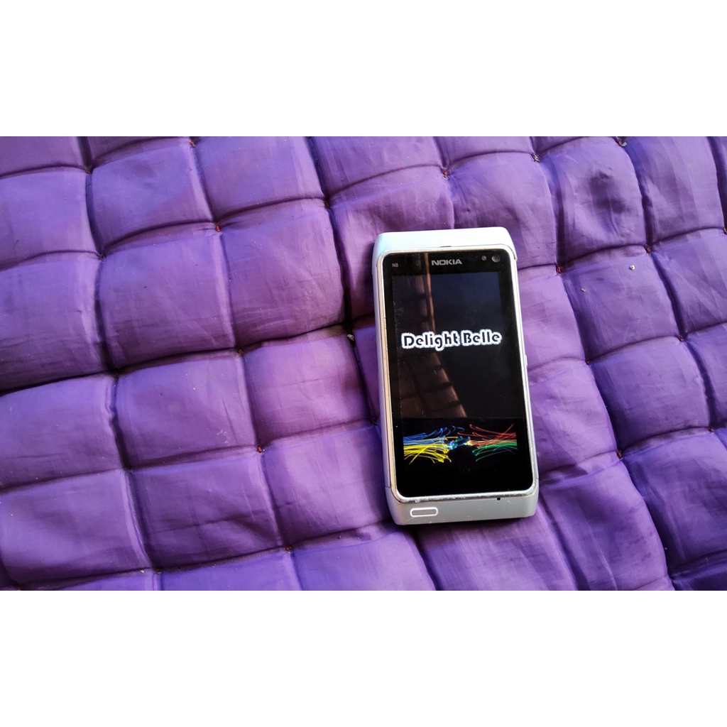 Nokia N8 bahan minus